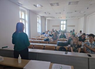 PROJEKT KOLEGIJALNO OPAŽANJE I PROFESIONALNI RAZVOJ SVEUČILIŠNIH NASTAVNIKA