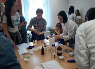 „Kozmetika s porukom“