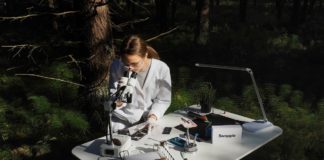 Mikroskop-i-Ja / Zaviri u biljnu stanicu