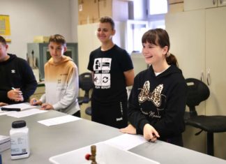 Potpisan Sporazum o suradnji s EDukOS gimnazijom (05.12.2023.)