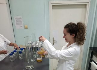 UČITELJ/ICA PRIRODE I BIOLOGIJE