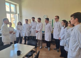 Suradnja s praksom: Studenti posjetili NZJZ OBŽ-a (16.04.2025.)