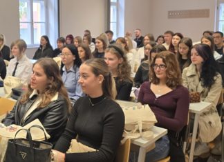 🎓 Dragi brucoši pozivamo Vas na Orijentacijski dan! 🌿