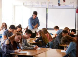 UČITELJ/ICA PRIRODE