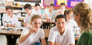 STRUČNI/A SURADNIK/ICA