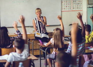 UČITELJ / UČITELJICA PRIRODE I BIOLOGIJE