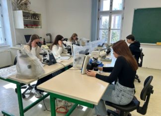 Odjel za biologiju ugostio učenike SŠ Isidora Kršnjavoga Našice i potpisao sporazum o daljnjoj suradnji (23.02.2026.)