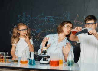 PROFESOR BIOLOGIJE (M/Ž)