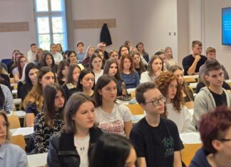 Održan Pročelnički sat za brucoše na Odjelu za biologiju (01.10.2026.)